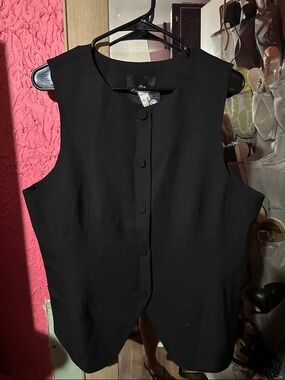 Madewell Black Sleeveless Button Front Vest